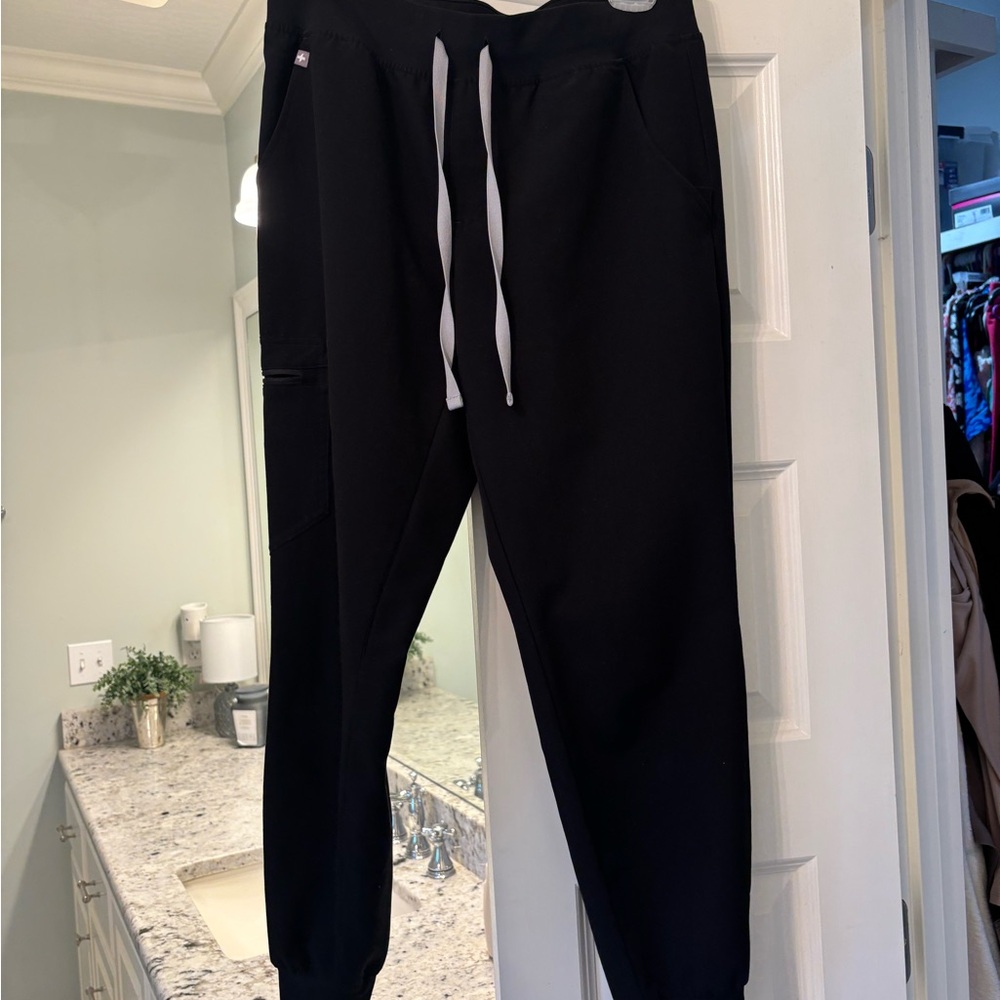 Figs Black Jogger Pants